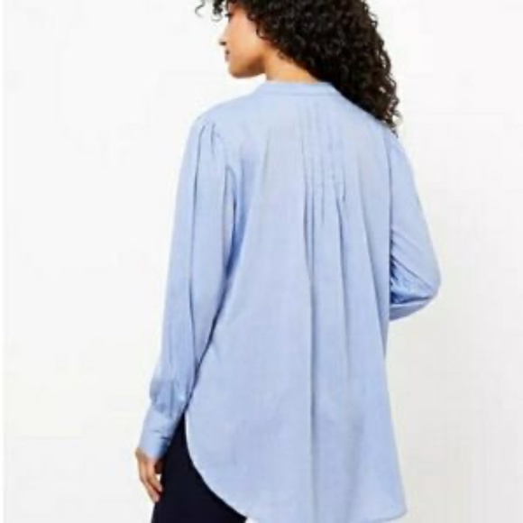 NWT LOFT Blue Flowy Lightweight Split-neck Pin-tuck Pleated Tunic Top - Picture 2 of 12